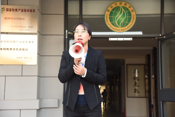 92df5ab0f36d474a8b2c68009f23ae3b.jpg 新澳门六合彩内部资料
党总支书记苏蓉讲话.JPG