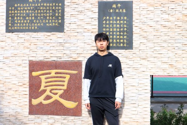 07c2644c1d6946e08f7baafb2b946be4.jpg 02莫文龙.JPG